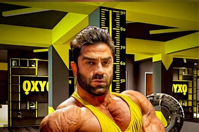 وحید بادپی؛ بدنساز لرستانی معروف به «یوزپلنگ ایران» که دو بار در مسابقات مسترالمپیا با «کریس بامستد» فیگور گرفت 