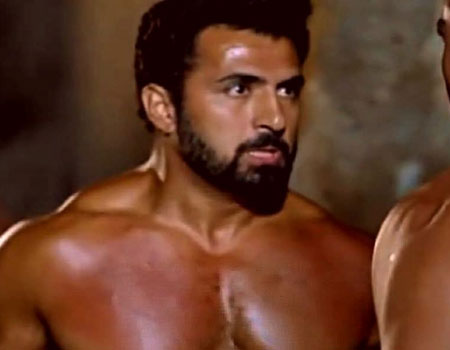 ایلوش خوشابه؛ بازیگر و قهرمان پرورش اندام ایران مشهور به «هرکول سینما» که در آمریکا قهرمان کشتی کَج شد 