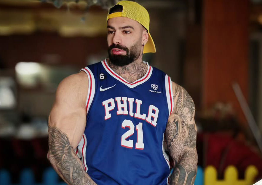 علیرضا قربانی؛ بدنساز بختیاری مشهور به «مانسون» و قهرمان فیزیک کلاسیک که دوست دارد شبیه کریس بامستد در مسترالمپیا بدرخشد 