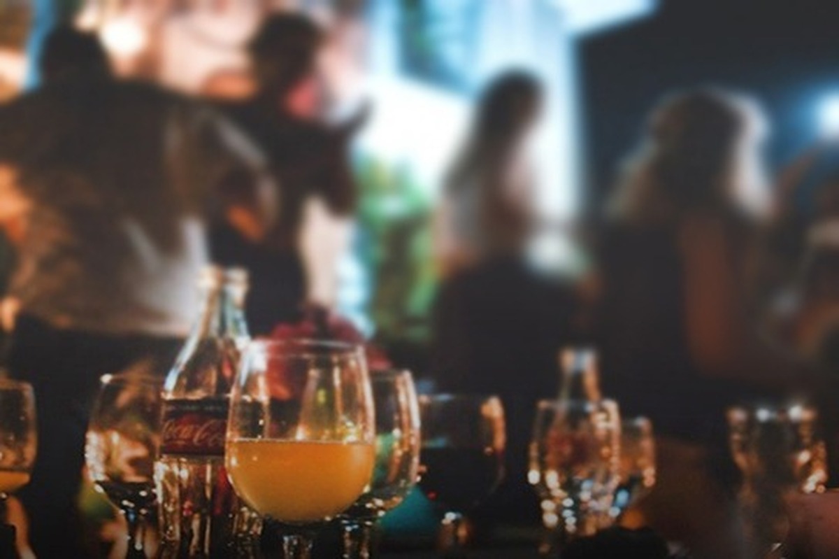 جزییات تازه از مهمانی جنجالی بازیگران؛ چه کسی مهمانی مختلط «ع.ش» را لو داد، این اتفاق کجا رخ داد؟