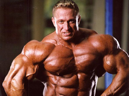 مارکوس رول؛ حجیم‌ترین و بزرگ‌ترین بدنساز تاریخ مسترالمپیا که در سال ۲۰۰۲ عظیم‌ترین فیزیک تاریخ بدنسازی را رو کرد 