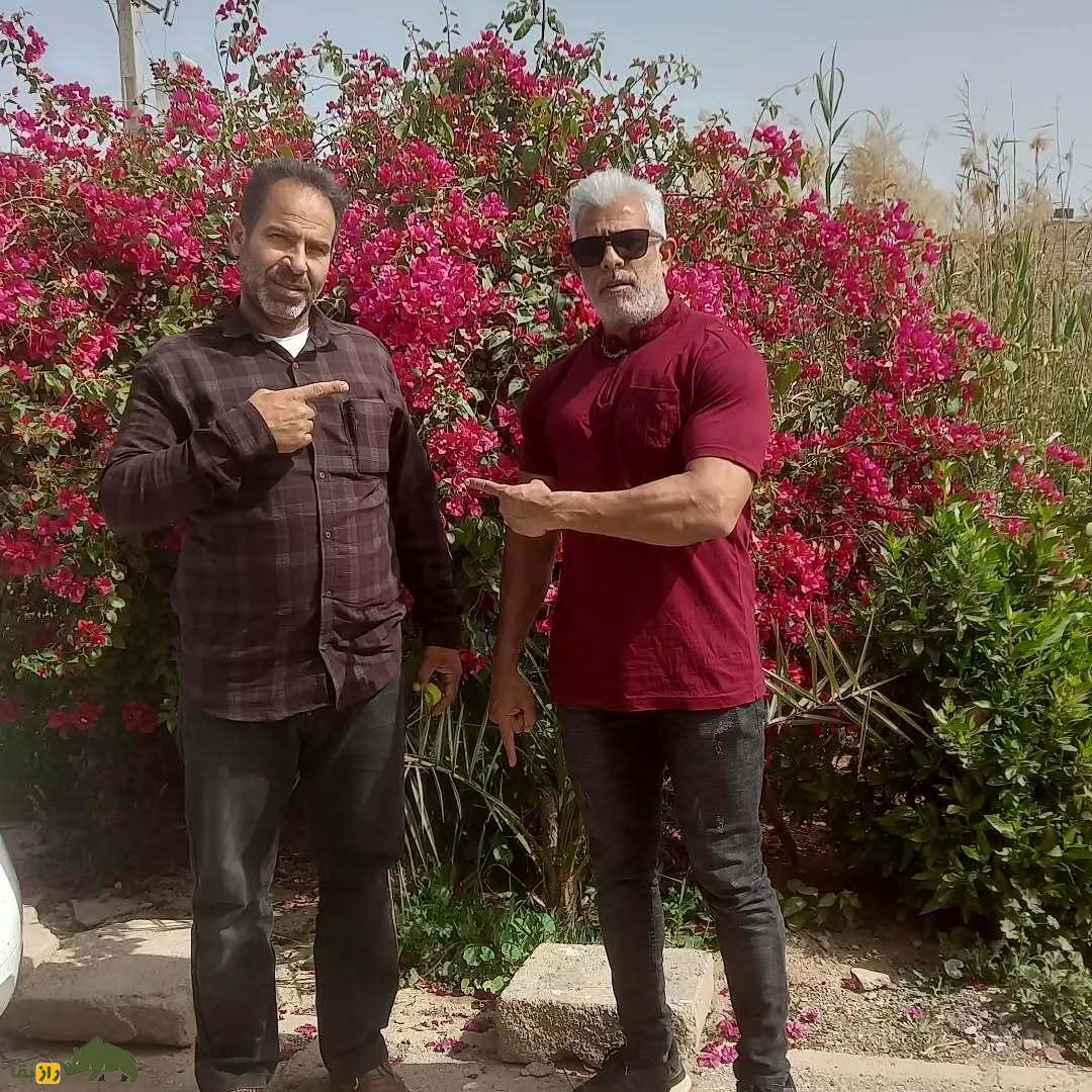 صادق سبطی؛ مشهورترین کبوترباز جنوب ایران که گرانترین و معروفترین کبوترهای مسافتی را پرورش میدهد صادق سبطی؛ مشهورترین کبوترباز جنوب ایران که گرانترین و معروفترین کبوترهای مسافتی را پرورش میدهد