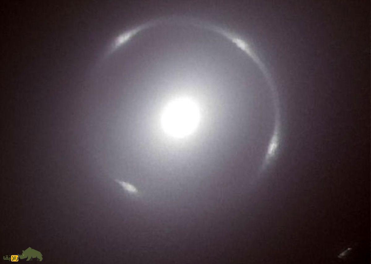 «حلقه اینشتین»