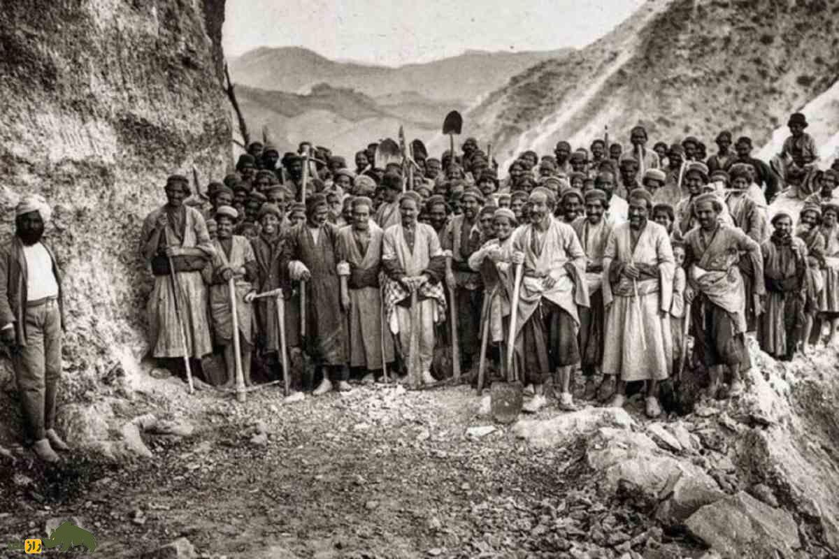 قهرمانان گمنام جاده چالوس؛ چه کسانی زیباترین، سخت‌ترین و پیچیده‌ترین جاده ایران را ساختند؟