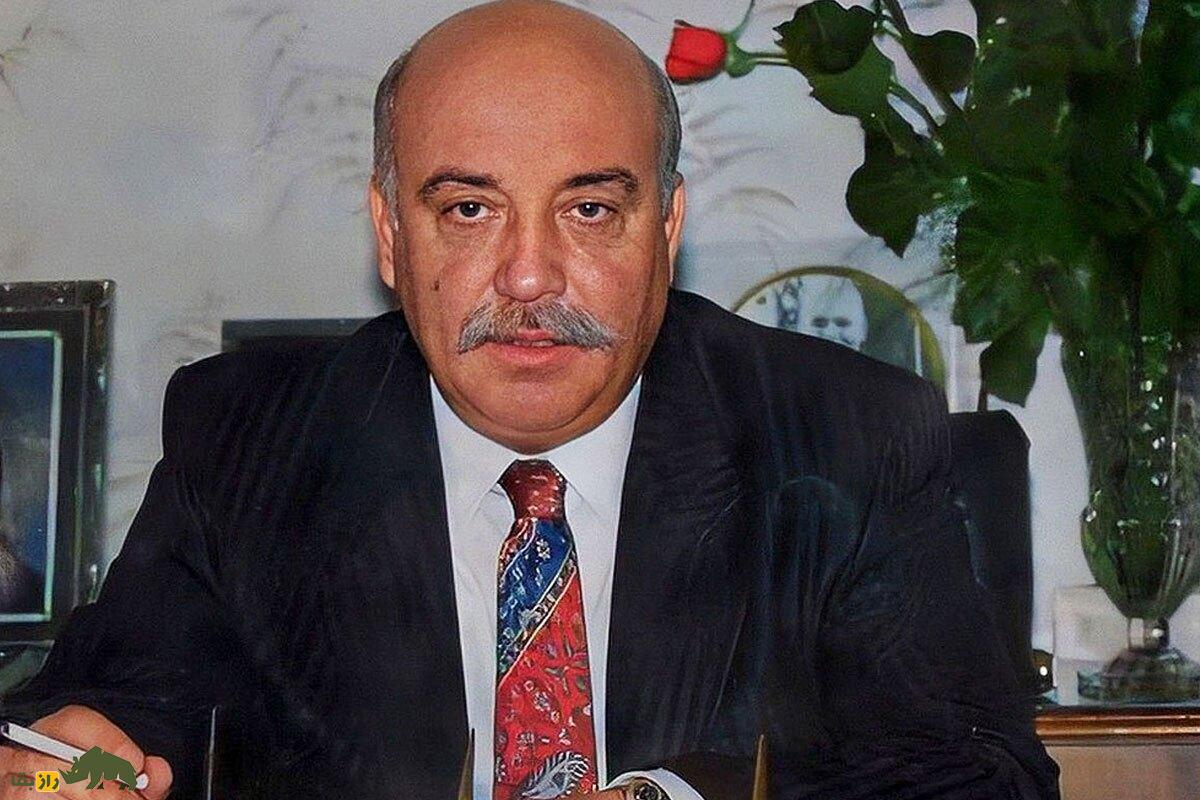 هژبر یزدانی؛ بزرگ‌ترین گوسفنددار ایران که ۱۲۸ هزار راس گوسفند داشت و ۴۰۰ سگ از گله‌اش مراقب می‌کردند!