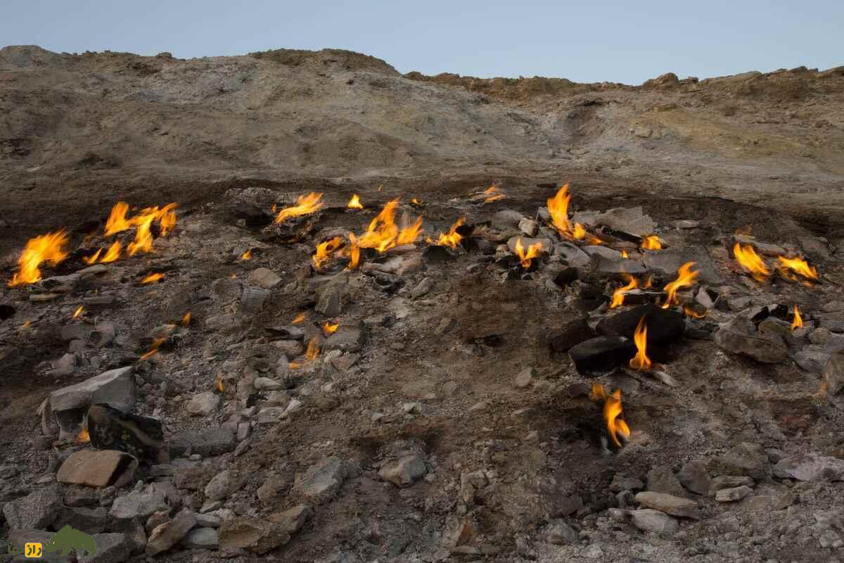 چشمه‌های قیر ماماتین رامهرمز؛ شگفتی طبیعی خوزستان
