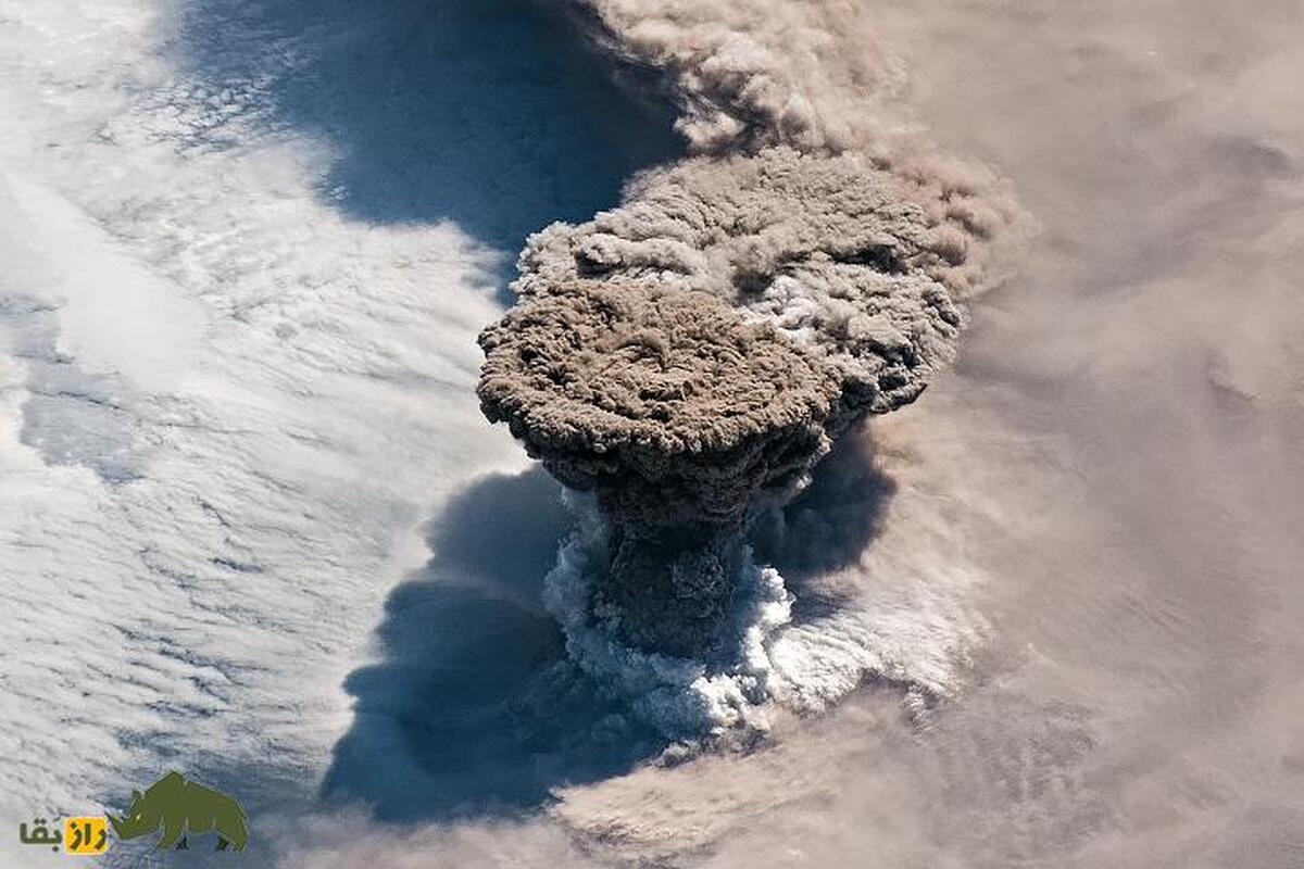 تصویری از یک آتشفشان از فضا