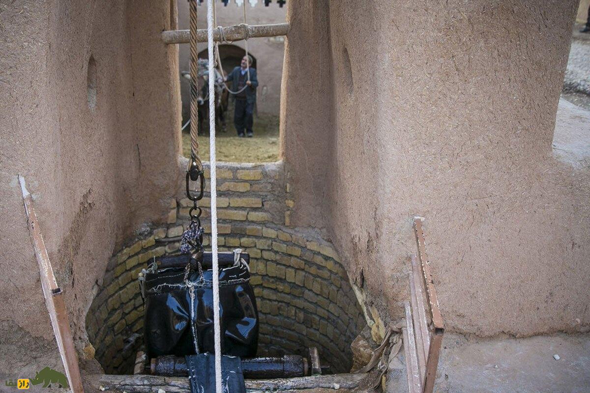 داستان عجیب حاج ابراهیم و گاو پاکستانیاش در وَرزنه اصفهان داستان عجیب حاج ابراهیم و گاو پاکستانیاش در وَرزنه اصفهان
