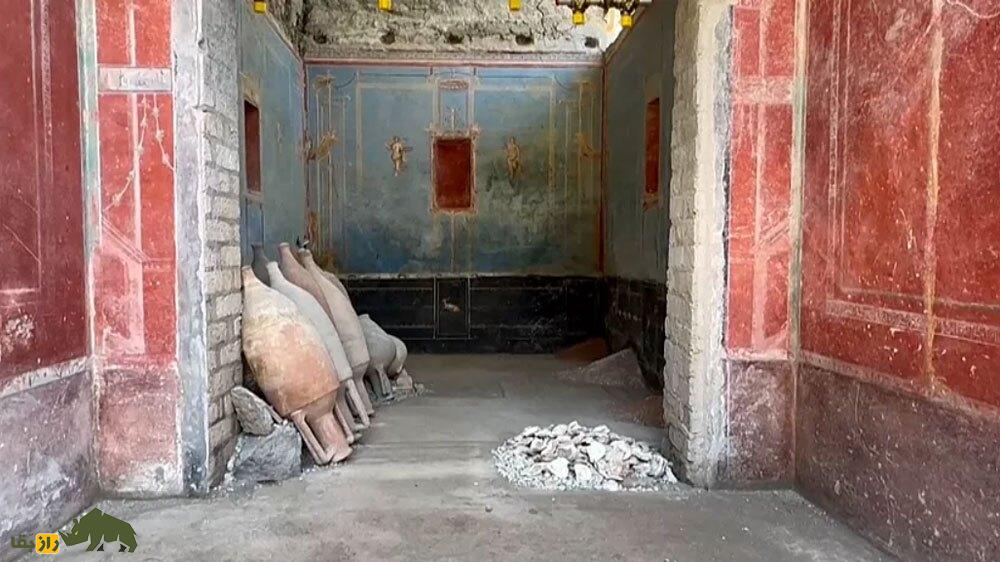 کشفی حیرت‌آور از شهر پمپئی؛ اتاقی آبی با نقاشی‌های زنان برهنه!