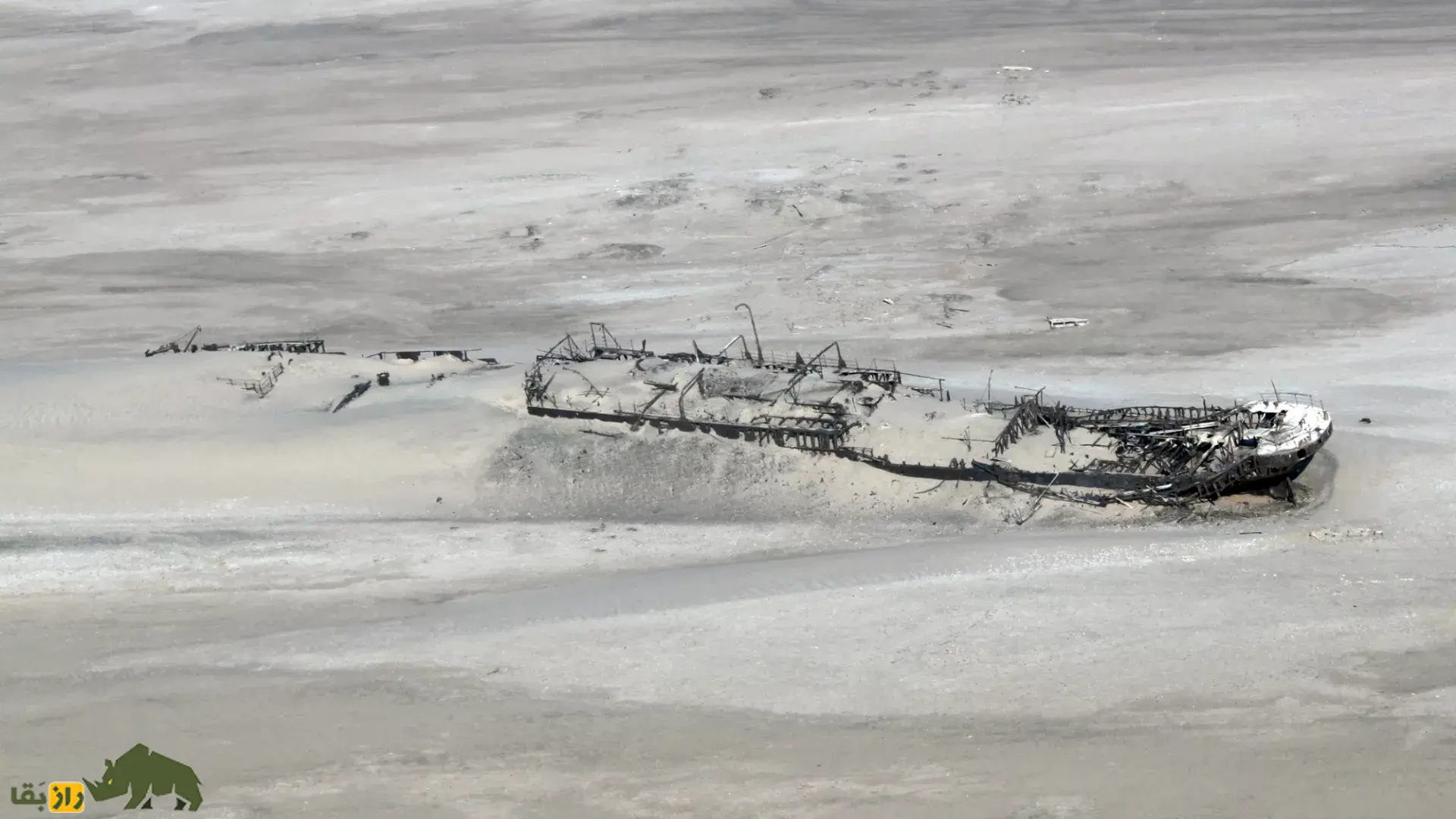 کشف تکان‌دهنده کشتی «بوم جیزز»؛ یک کشتی پر از طلا، سکه و عاج در دل صحرا پیدا شد!
