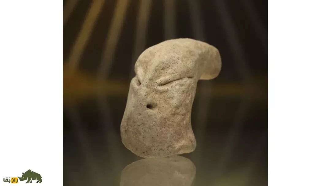 فرازمینی‌ها در کویت؛ مجسمه ۷۵۰۰ ساله و مرموز «انسان مارنما» در کویت کشف شد!