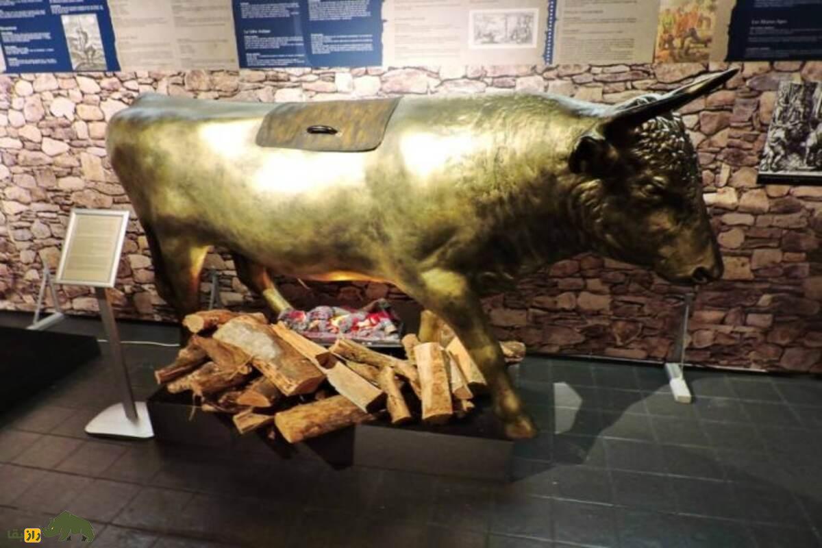 گاو برنجی؛ دستگاهی شیطانی برای سوزاندن انسانها به صورت زندهزنده با صدای نعرهوحشتناک مرگآور! گاو برنجی؛ دستگاهی شیطانی برای سوزاندن انسانها به صورت زندهزنده با صدای نعرهوحشتناک مرگآور!