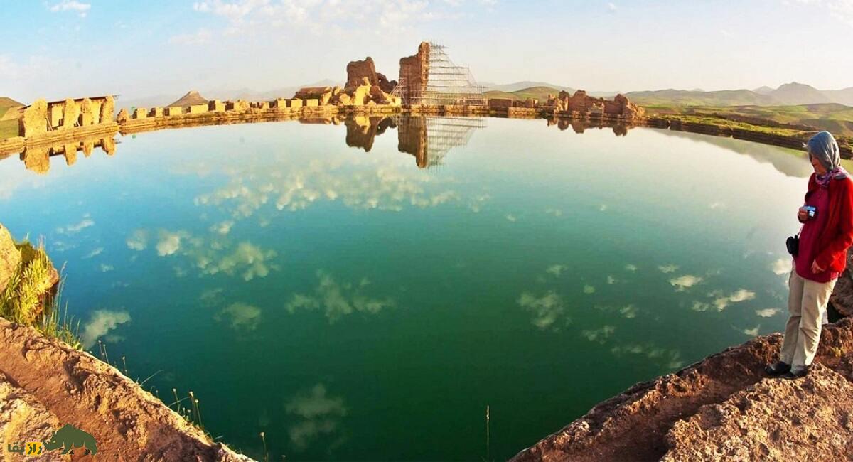 دریاچه تخت سلیمان