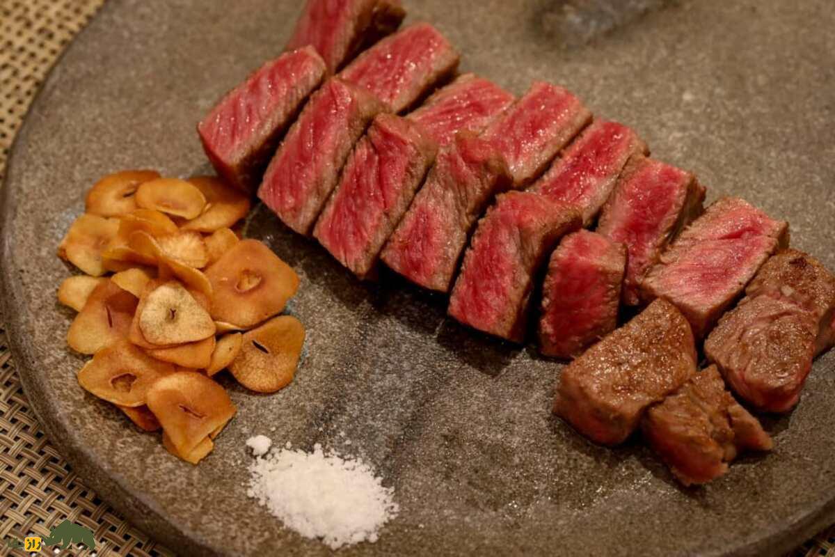 گوشت کوبه؛ لوکس‌ترین گوشت جهان با قیمت هر پرس ۷۰ میلیون تومان