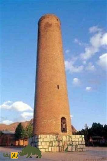 منار کونبرنجی؛ از خرافات بختگشایی تا طنز زنانه و آیینهای فراموششده در اصفهان قدیم منار کونبرنجی؛ از خرافات بختگشایی تا طنز زنانه و آیینهای فراموششده در اصفهان قدیم