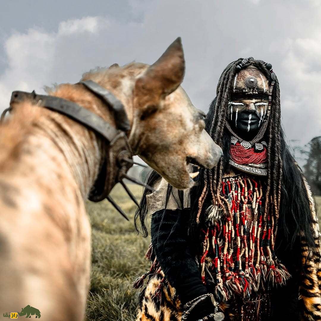 تصاویری از ترسناک‌ترین جادوگر جهان که وحشی حیوان خانگی دنیا را دارد!