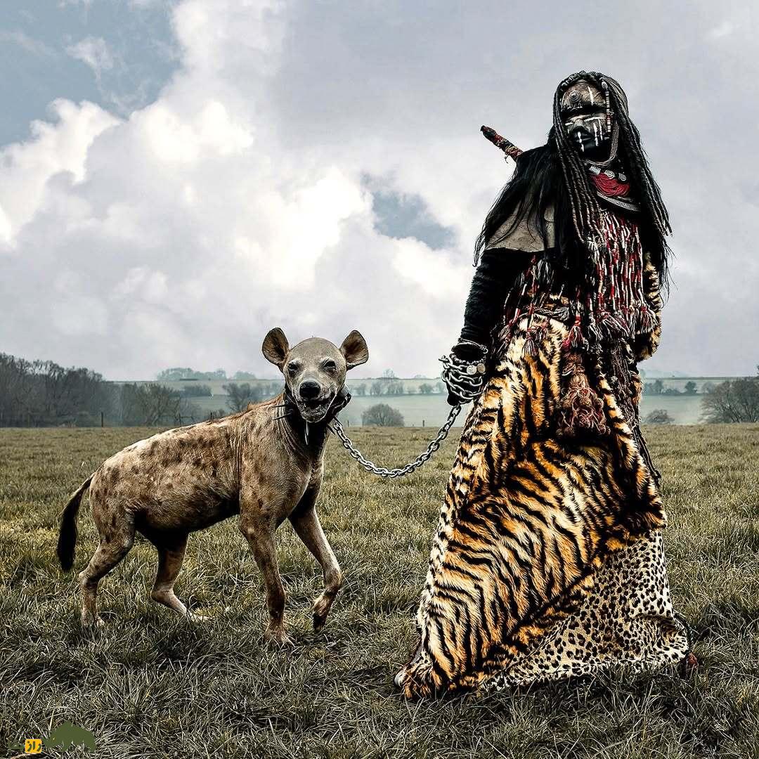 تصاویری از ترسناک‌ترین جادوگر جهان که وحشی حیوان خانگی دنیا را دارد!