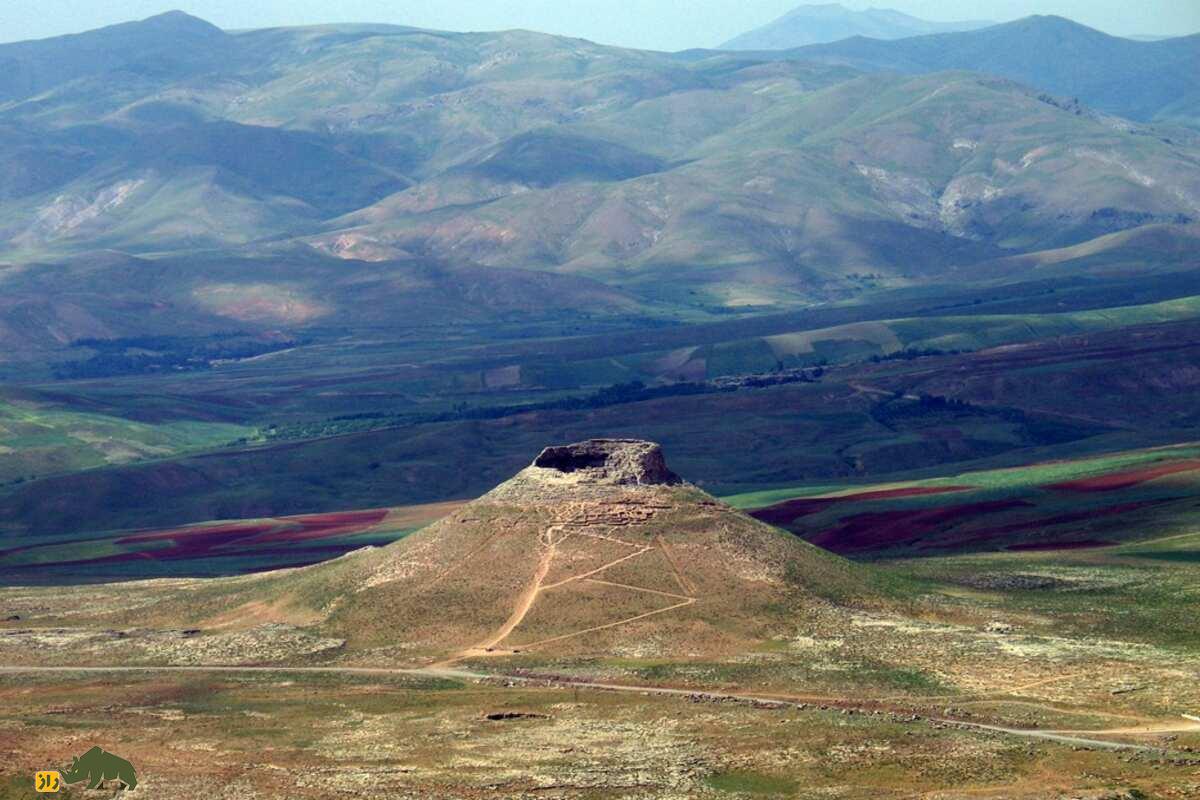 زندان سلیمان؛ مرموزترین جاذبه‌ طبیعی ایران که هنوز صدای دیوها و اجنه از آن به گوش می‌رسد