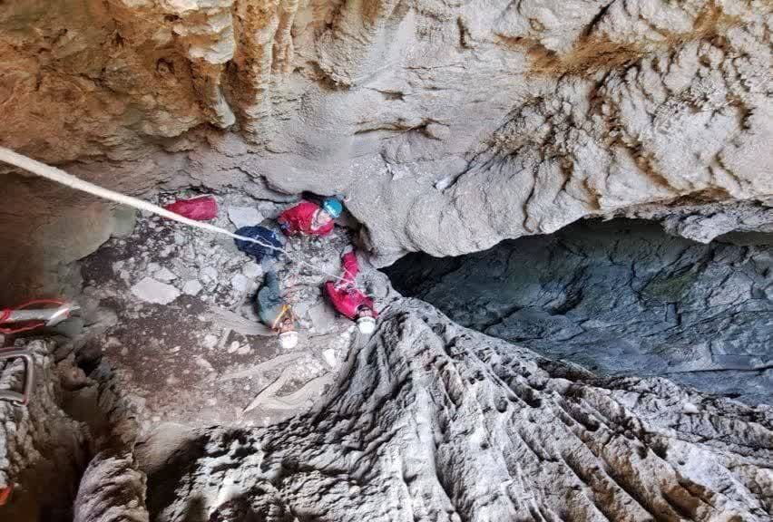یک غار جدید در کرمان کشف شد یک غار جدید در کرمان کشف شد