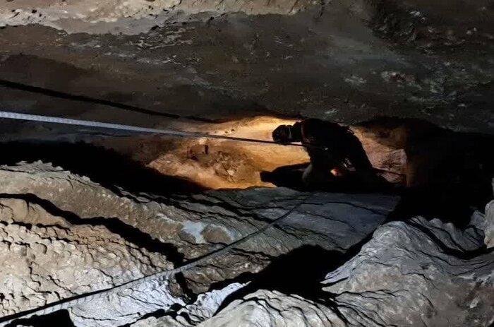 یک غار جدید در کرمان کشف شد یک غار جدید در کرمان کشف شد