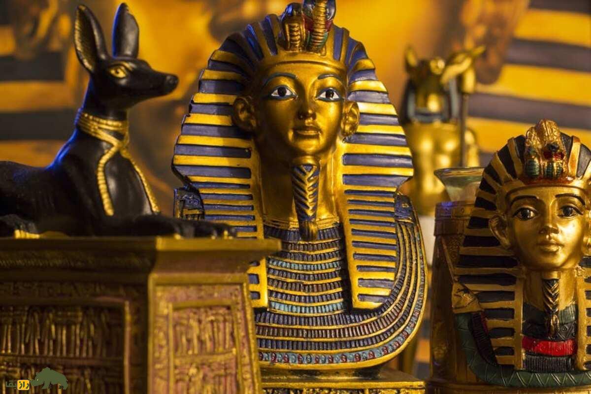 آثار باستانی با قیمتهای میلیونی؛ از تابوت طلایی توتعنخآمون تا تندیسهای تاریخی آثار باستانی با قیمتهای میلیونی؛ از تابوت طلایی توتعنخآمون تا تندیسهای تاریخی