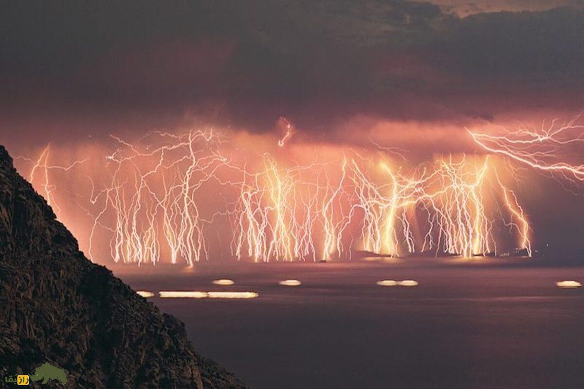 صاعقه‌های کاتاتومبو؛ تنها نقطه جهان که آسمانش هر شب و به مدت ۱۰ ساعت رعد و برق دارد!