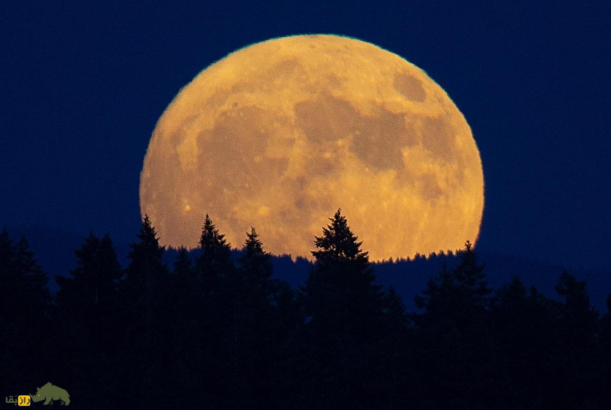 اگر در ایران ساعت ۱۲ ظهر باشد روی کره ماه ساعت چند است؟ اگر در ایران ساعت ۱۲ ظهر باشد روی کره ماه ساعت چند است؟