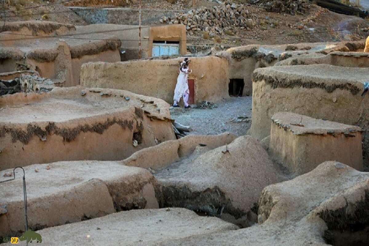 ماخونیک؛ هفتمین روستای عجیب دنیا در خراسان جنوبی با کوتاهقدترین مردم جهان ماخونیک؛ هفتمین روستای عجیب دنیا در خراسان جنوبی با کوتاهقدترین مردم جهان