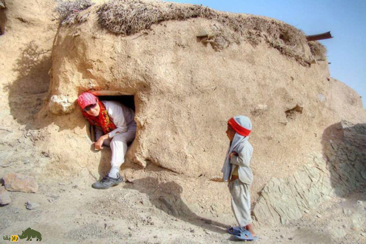 ماخونیک؛ هفتمین روستای عجیب دنیا در خراسان جنوبی با کوتاهقدترین مردم جهان ماخونیک؛ هفتمین روستای عجیب دنیا در خراسان جنوبی با کوتاهقدترین مردم جهان