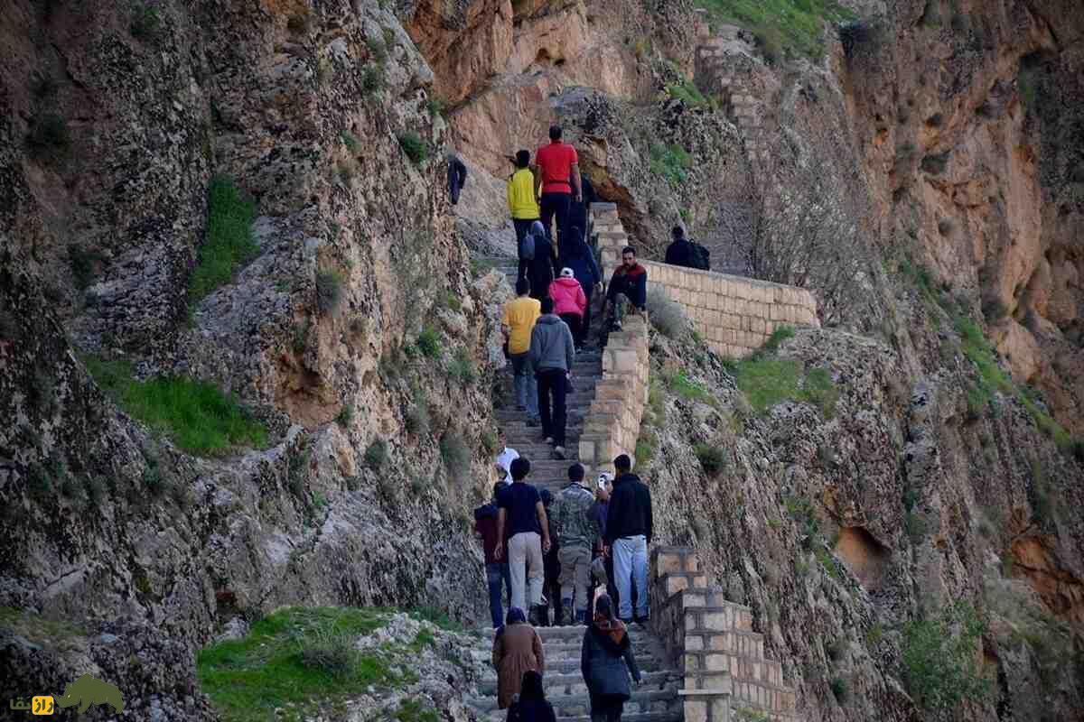 گنج پنهان کوگان در دل کوههای لرستان؛ آیا طلای اشکانیان هنوز در این غار باستانی دفن شده است؟ گنج پنهان کوگان در دل کوههای لرستان؛ آیا طلای اشکانیان هنوز در این غار باستانی دفن شده است؟