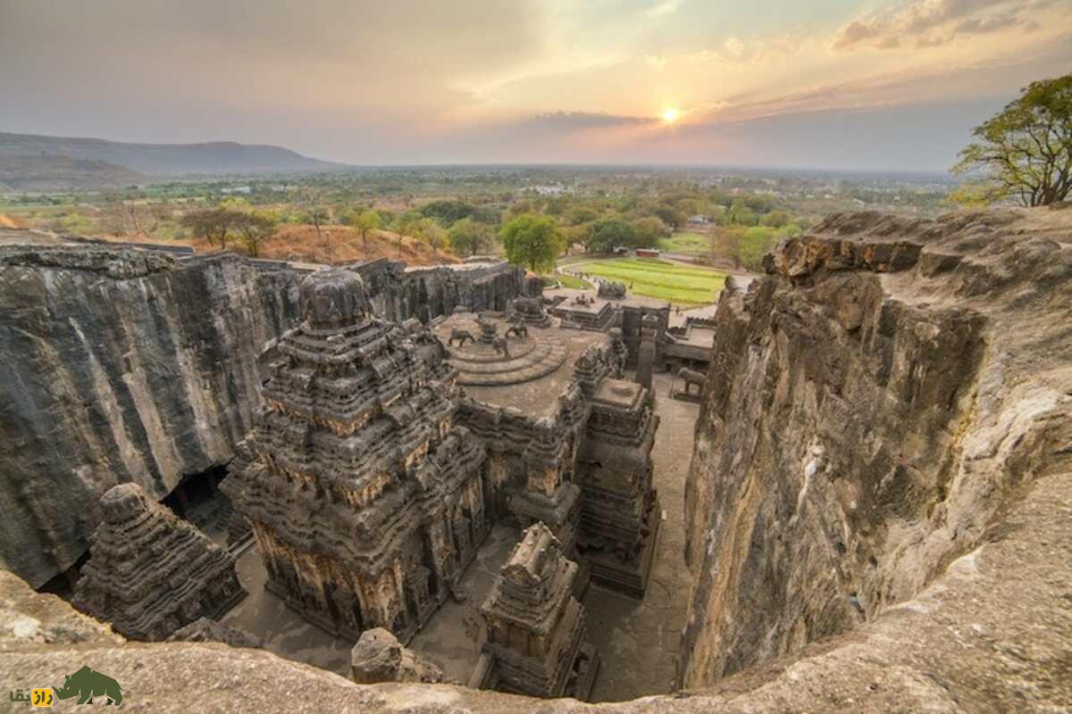راز معبد کایلاسا؛ شگفتانگیزترین بنای سنگتراشی جهان که از دل کوه در هند تراشیده شد! راز معبد کایلاسا؛ شگفتانگیزترین بنای سنگتراشی جهان که از دل کوه در هند تراشیده شد!