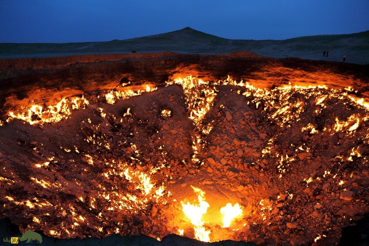 دروازه جهنم ترکمنستان؛ یکی از ترسناکترین پدیدههای طبیعی و شبیه مکانهای تخیلی که حتی ماهوارهها هم گرمای آن را ثبت میکنند دروازه جهنم ترکمنستان