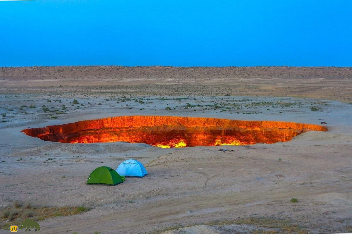 دروازه جهنم ترکمنستان؛ یکی از ترسناکترین پدیدههای طبیعی و شبیه مکانهای تخیلی که حتی ماهوارهها هم گرمای آن را ثبت میکنند دروازه جهنم ترکمنستان