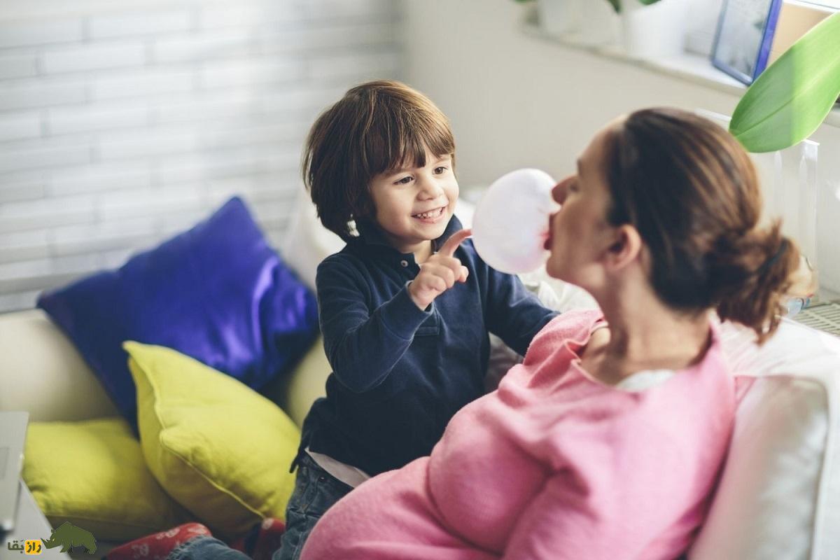 فرزند اول پسر بیشتر شبیه مادر است یا پدر؟ اگر دختر باشد چه؟