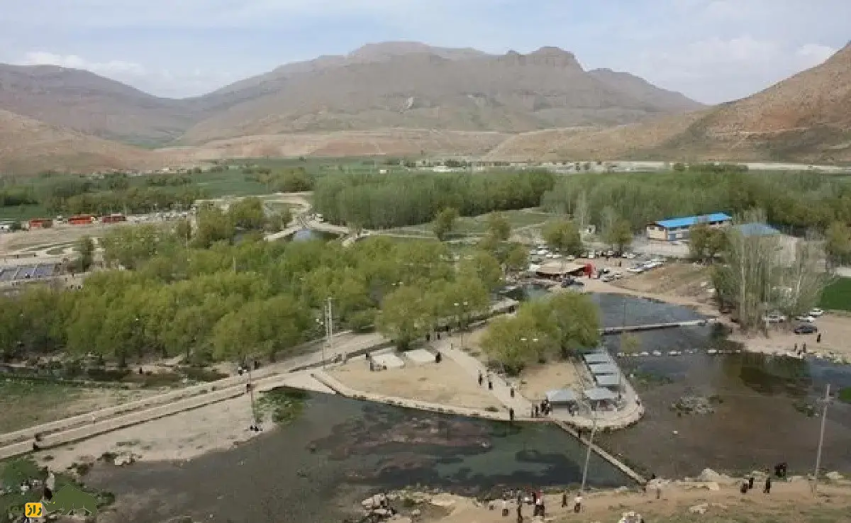 چشمه دیمه کوهرنگ؛ چشمه معروف به «آقا حیدر» که سالمترین آب جهان را دارد و محل زندگی کبک و روباه است چشمه دیمه کوهرنگ