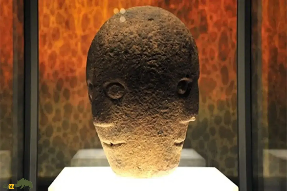 سر کورلِک؛ مجسمه سه‌وجهی اسرارآمیز سلتی‌ها در «تپه مرگ» ایرلند که با قربانی انسانی، خدای لوگ و آیین‌های باستانی پیوند دارد