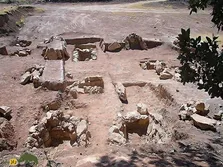 گنج دهنو؛ گورستان باستانی ۳۵۰۰ ساله یاسوج که یکی از پنج گنج بزرگ ایران است و به صورت اتفاقی کشف شد