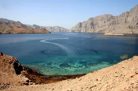 ما تنگه هرمز را همیشه از سمت ایران دیده‌ایم؛ در سمت جنوب تنگه هرمز چه خبر است؟