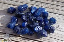 یاقوت کبود ایرانی؛ سنگی قیمتی و نایاب در ایران که تا ۵۰۰ میلیون تومان به‌ازای هر قیراط ارزش دارد!
