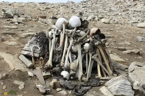 دریاچه اسکلت؛ ترسناک‌ترین دریاچه دنیا با اسکلت‌های باستانی صد‌ها زن، کودک و مرد که راز آن هنوز حل نشده است