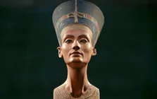 جدال بر سر ملکه تنها؛ راز مجسمه محبوب هیتلر فاش شد!